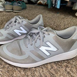 New Balance Tennis Shoes